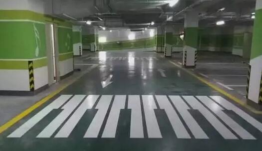 谢岗镇仓库划线